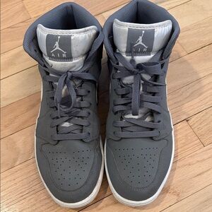 Jordan Men's Air Jordan 1 Mid "Cool Grey" sneakers Size 12